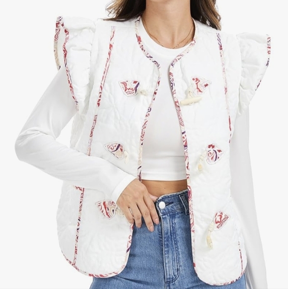 Women's Ruffle Sleeve Floral Quilted Vest - Picture 4 of 8